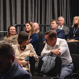 Zväčšiť fotografiu - Európskej komisii predstavili plány aj problémy vyplývajúce z transformácie regiónu - TSK_EK HN_mini-71